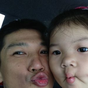 Meet your Posher, Nghia